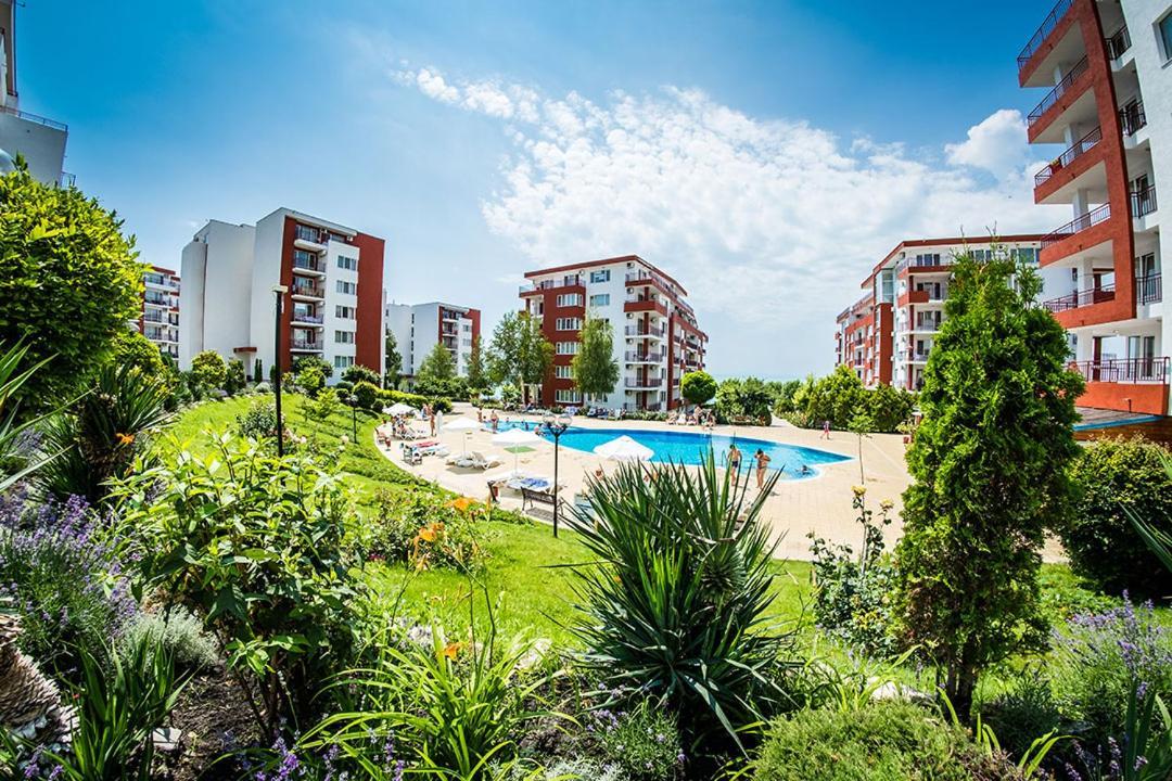 Panorama Marina Fort Beach - Premium Apartments Sea Viev Свети-Влас Экстерьер фото
