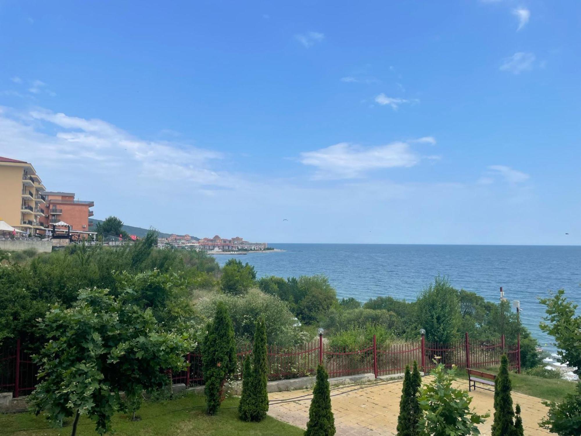Panorama Marina Fort Beach - Premium Apartments Sea Viev Свети-Влас Номер фото