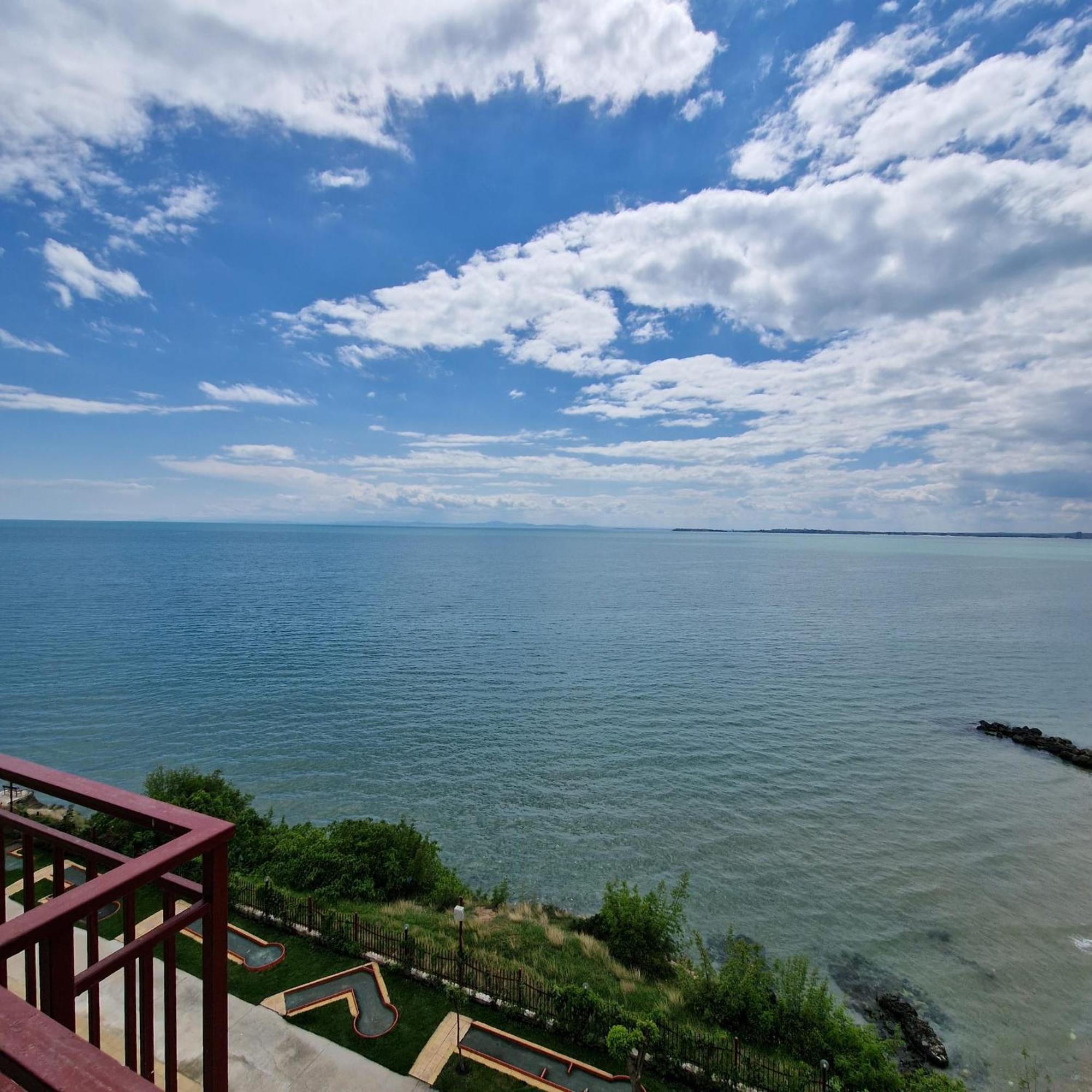 Panorama Marina Fort Beach - Premium Apartments Sea Viev Свети-Влас Экстерьер фото