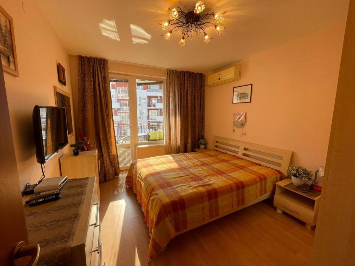 Panorama Marina Fort Beach - Premium Apartments Sea Viev Свети-Влас Номер фото